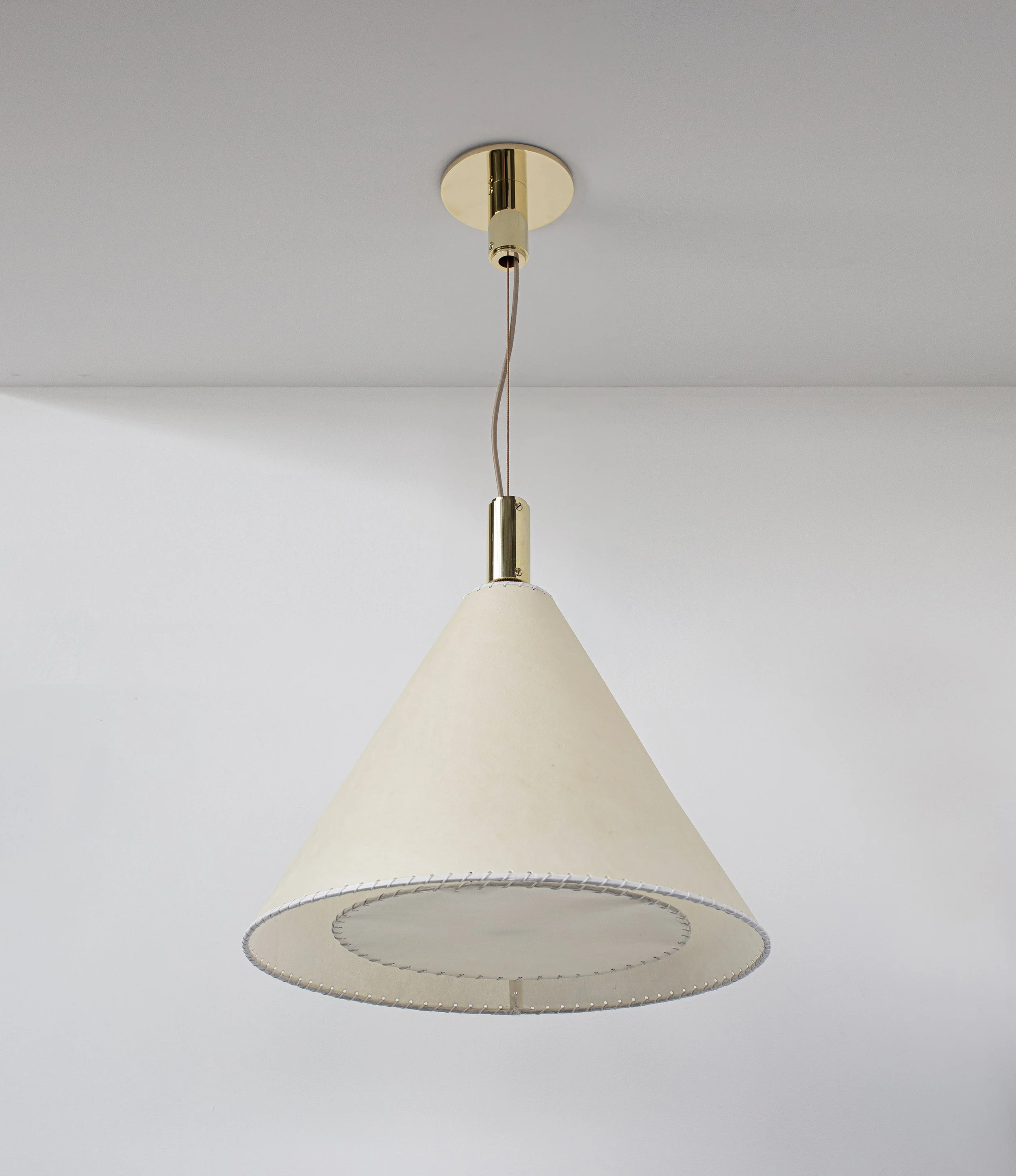 SERIES 02 LARGE PENDANT - POLISHED UNLACQUERED BRASS - GOATSKIN